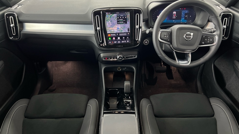 Used Volvo XC40 2025 for sale - 78128951: Photo 5