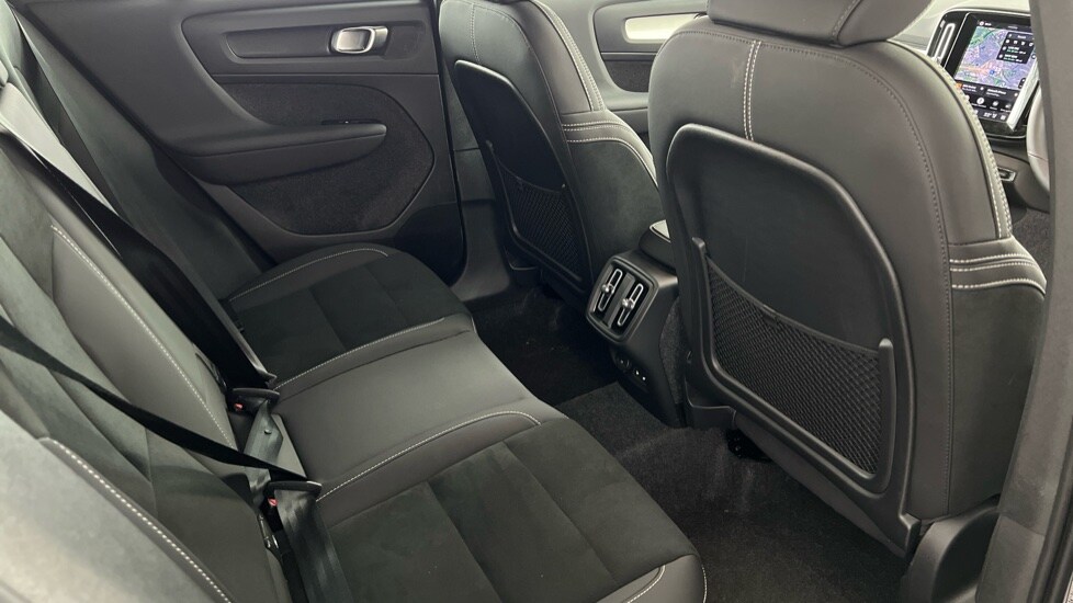 Used Volvo XC40 2025 for sale - 78128951: Photo 6