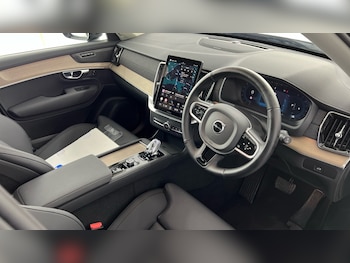 Used Volvo XC90 2025 for sale - 78967131: Photo