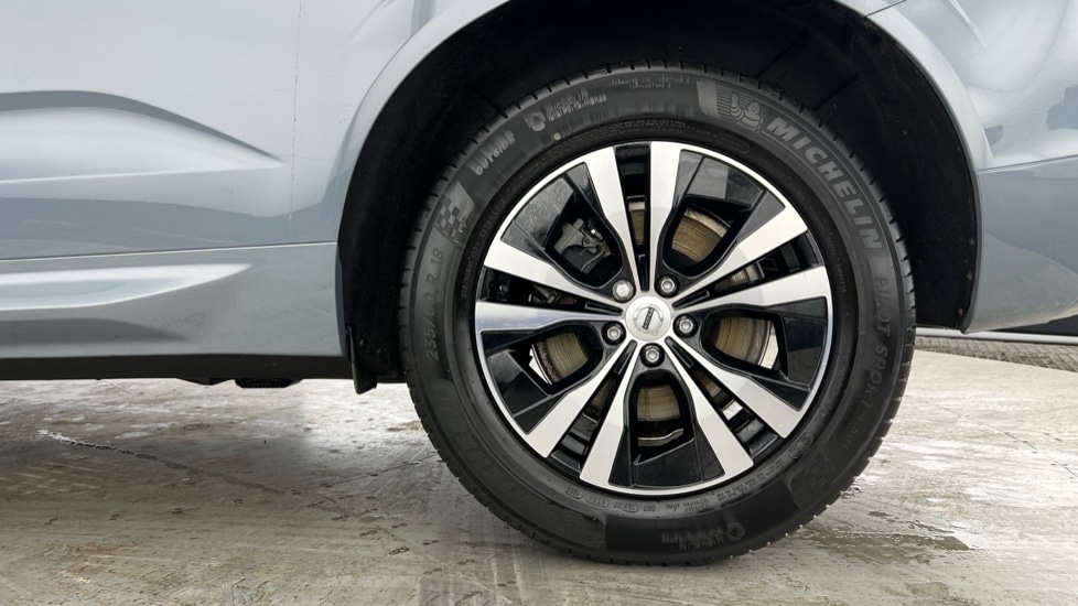 Used Volvo XC60 2023 for sale - 77397377: Photo 4