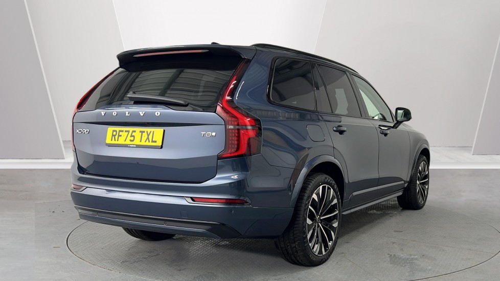 Used Volvo XC90 2025 for sale - 77959886: Photo 2