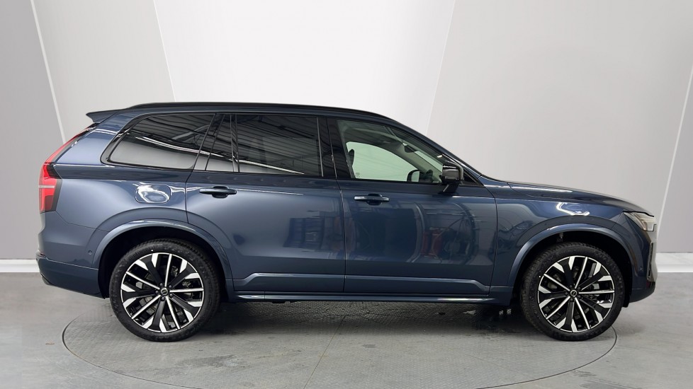 Used Volvo XC90 2025 for sale - 77959886: Photo 3