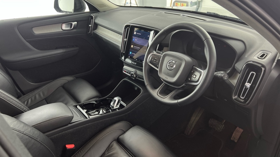 Used Volvo XC40 2022 for sale - 77057799: Photo 4