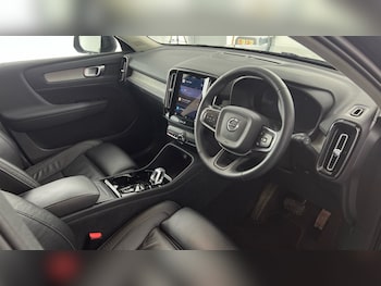 Used Volvo XC40 2022 for sale - 77057799: Photo