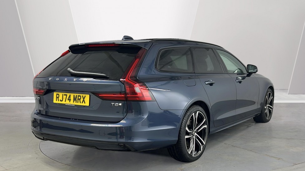 Used Volvo V90 2024 for sale - 76788216: Photo 2