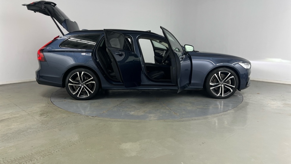 Used Volvo V90 2024 for sale - 76788216: Photo 27
