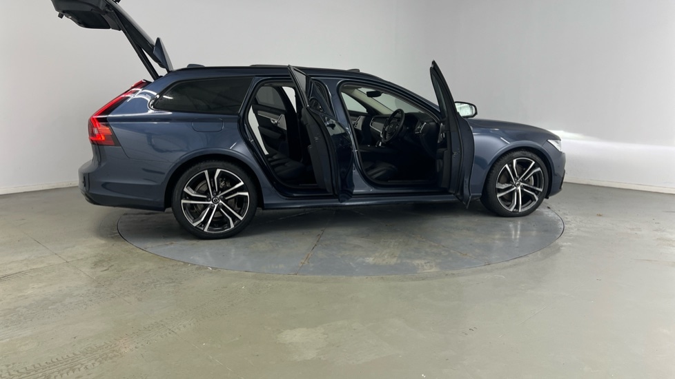 Used Volvo V90 2024 for sale - 76788216: Photo 28