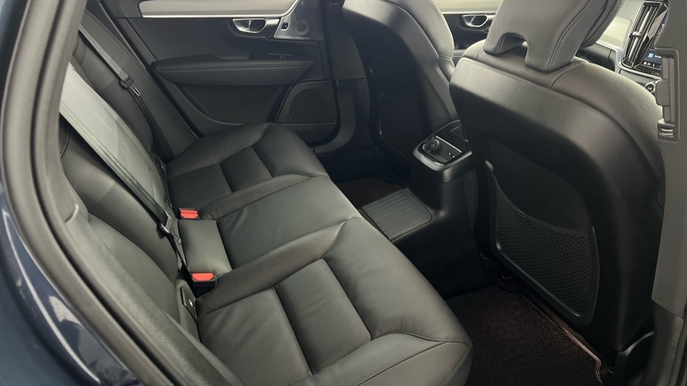 Used Volvo V90 2024 for sale - 76788216: Photo 6