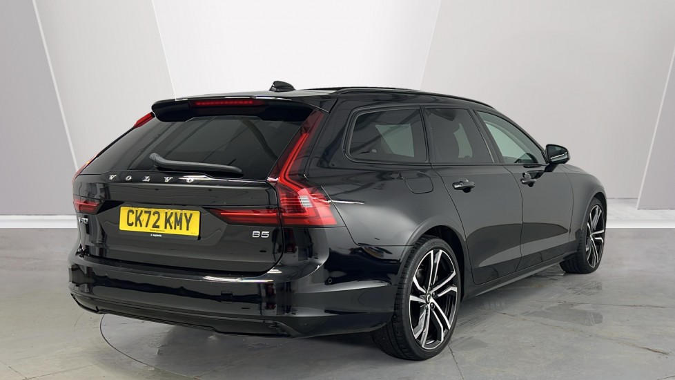Used Volvo V90 2022 for sale - 76914906: Photo 2