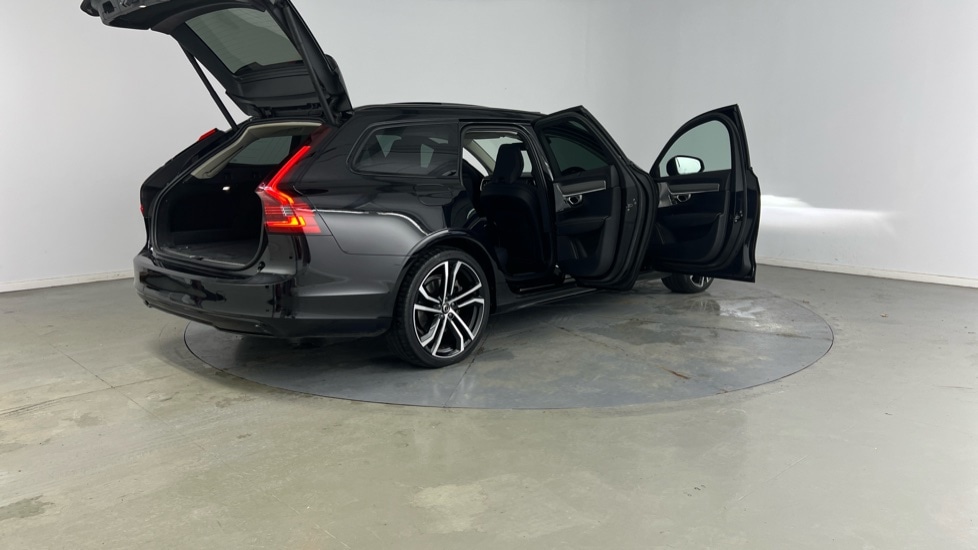 Used Volvo V90 2022 for sale - 76914906: Photo 29