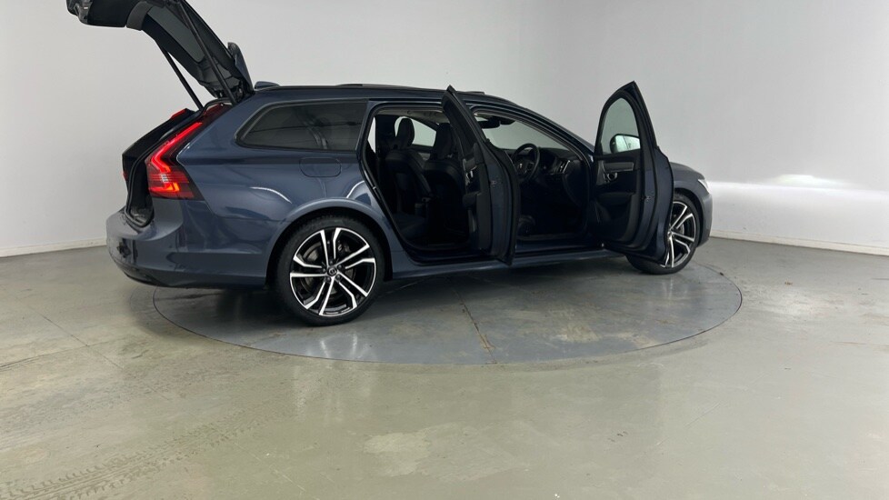 Used Volvo V90 2024 for sale - 77588418: Photo 29