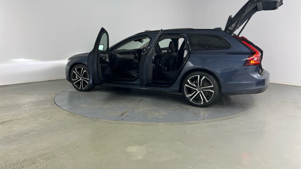 Used Volvo V90 2024 for sale - 77588418: Photo 38
