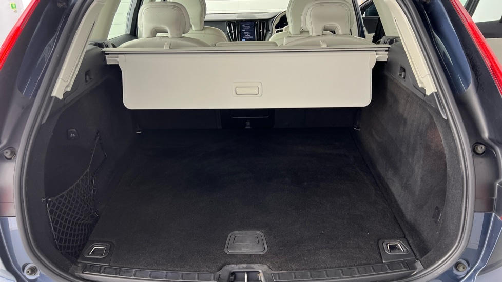 Used Volvo XC60 2023 for sale - 76104275: Photo 13