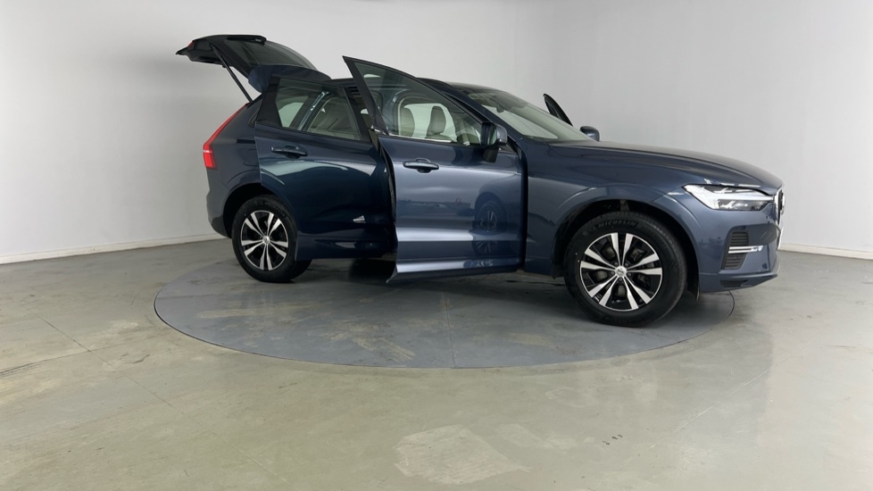 Used Volvo XC60 2023 for sale - 76104275: Photo 24