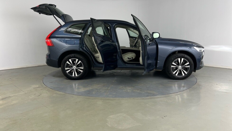 Used Volvo XC60 2023 for sale - 76104275: Photo 26