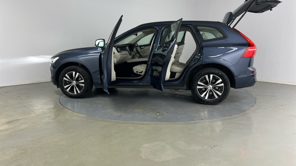 Used Volvo XC60 2023 for sale - 76104275: Photo 38