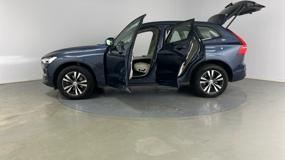Used Volvo XC60 2023 for sale - 76104275: Photo 39
