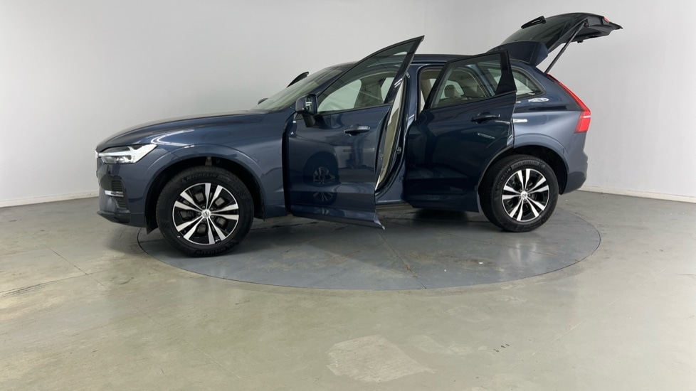 Used Volvo XC60 2023 for sale - 76104275: Photo 40