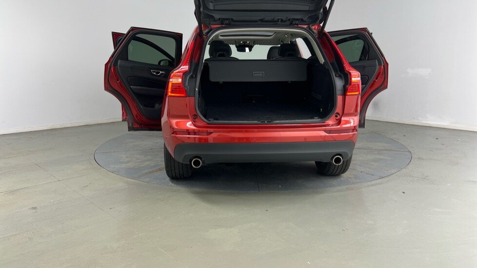 Used Volvo XC60 2019 for sale - 78206643: Photo 32