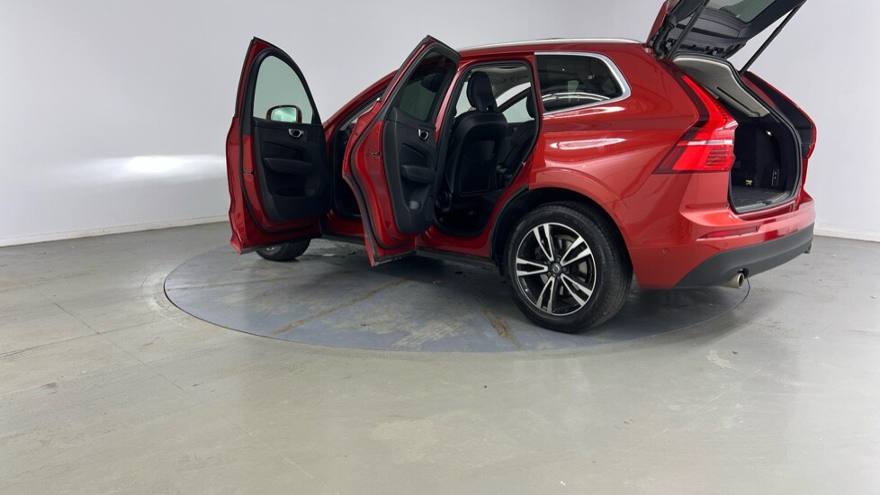 Used Volvo XC60 2019 for sale - 78206643: Photo 35