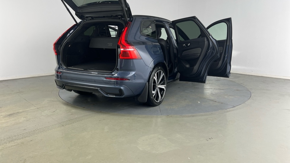 Used Volvo XC60 2021 for sale - 76915050: Photo 34