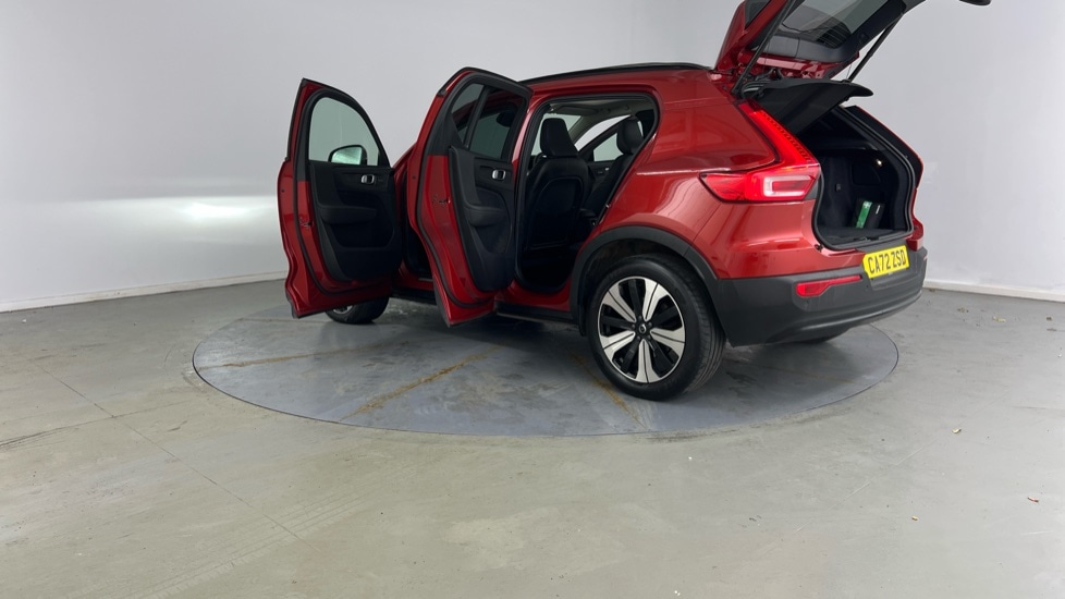 Used Volvo XC40 2022 for sale - 77690774: Photo 35