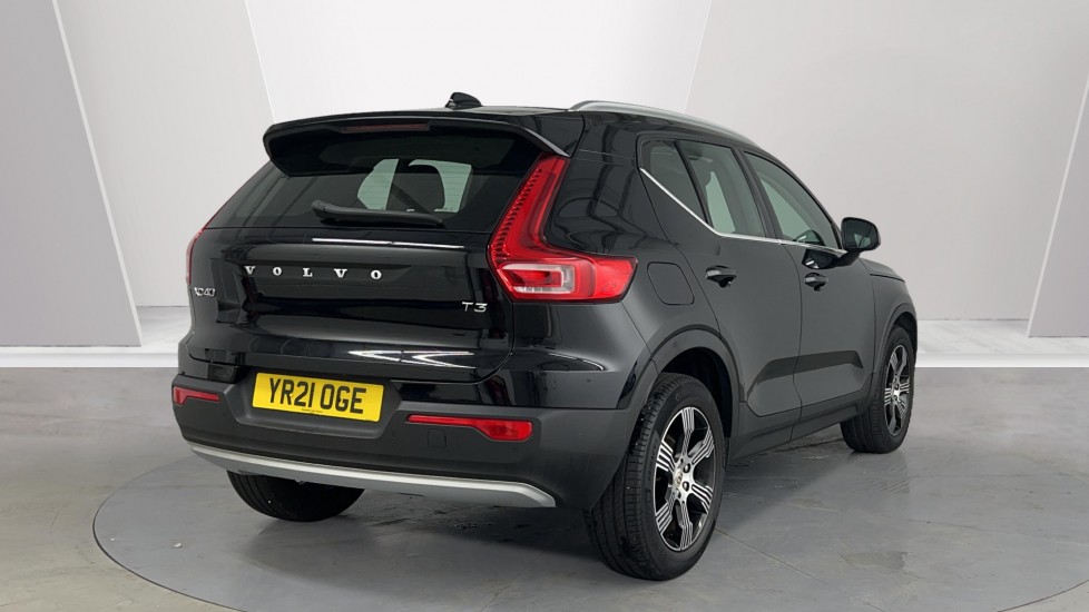 Used Volvo XC40 2021 for sale - 76475188: Photo 2