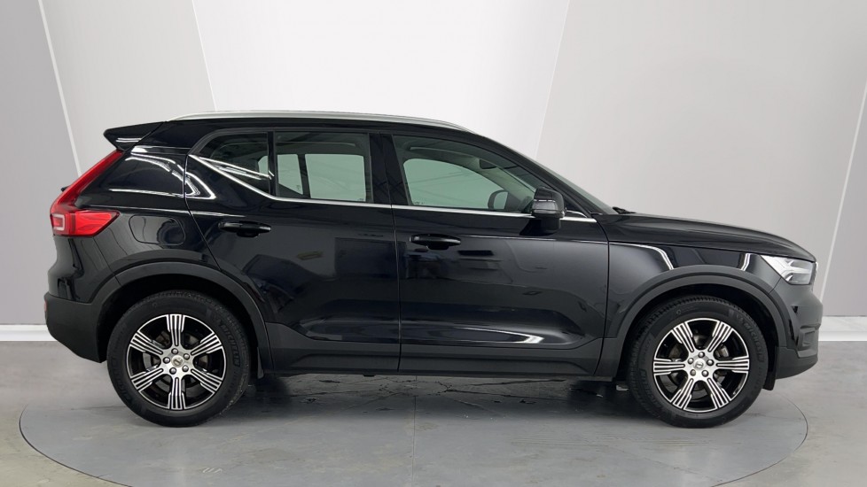 Used Volvo XC40 2021 for sale - 76475188: Photo 3