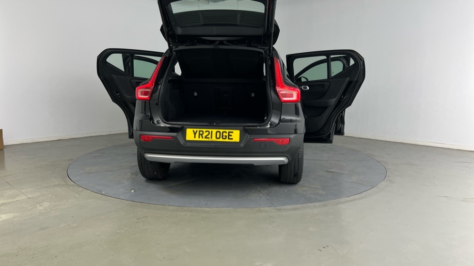 Used Volvo XC40 2021 for sale - 76475188: Photo 35