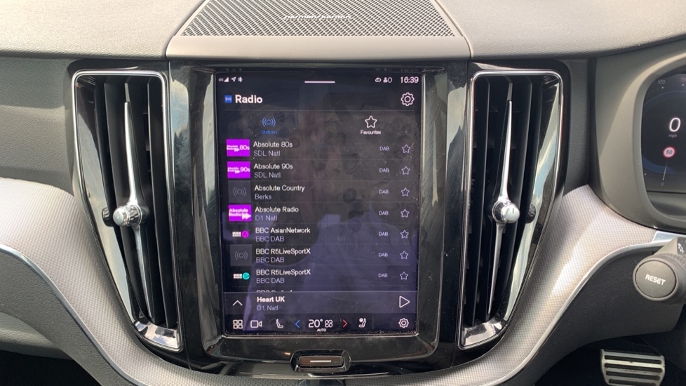 Used Volvo XC60 2021 for sale - 76379509: Photo 28