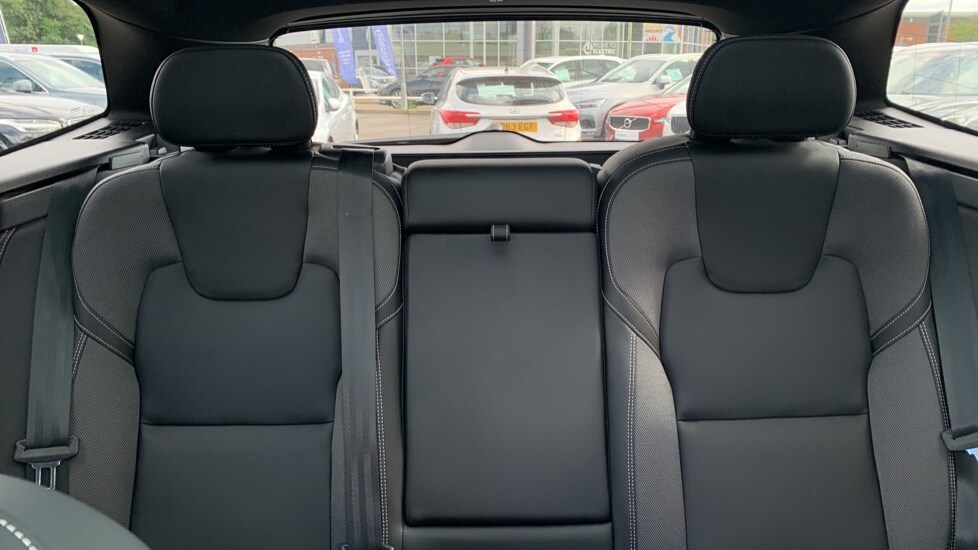 Used Volvo XC60 2021 for sale - 76379509: Photo 36