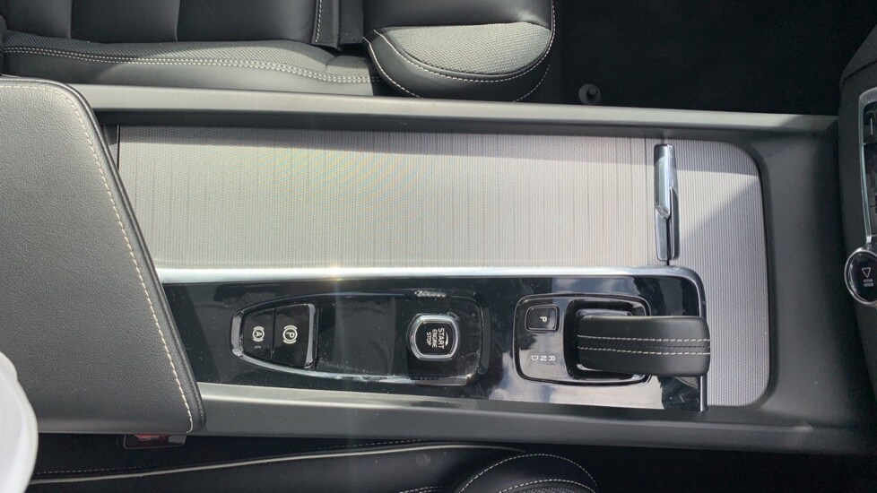 Used Volvo XC60 2021 for sale - 76379509: Photo 39