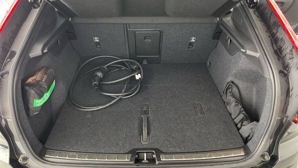 Used Volvo C40 2024 for sale - 77178161: Photo 13