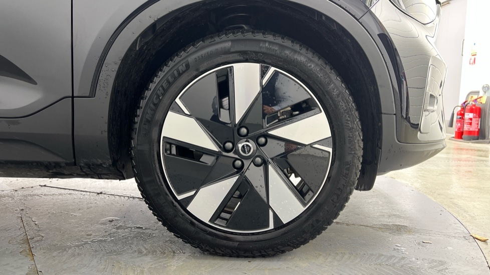 Used Volvo C40 2024 for sale - 77178161: Photo 9