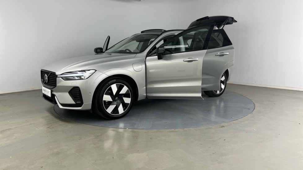 Used Volvo XC60 2025 for sale - 77178101: Photo 15