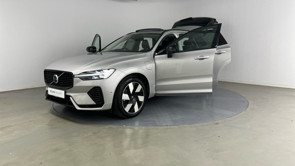 Used Volvo XC60 2025 for sale - 77178101: Photo 16
