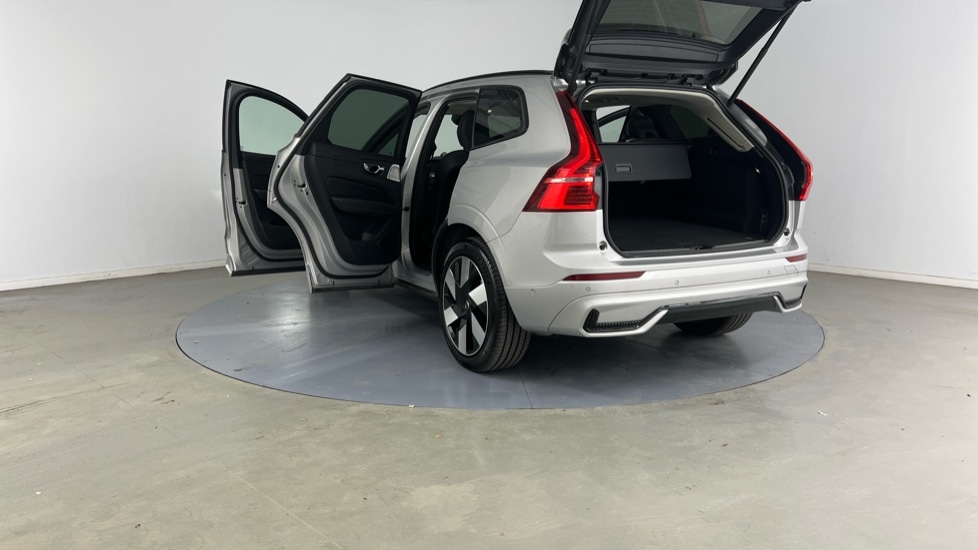 Used Volvo XC60 2025 for sale - 77178101: Photo 34