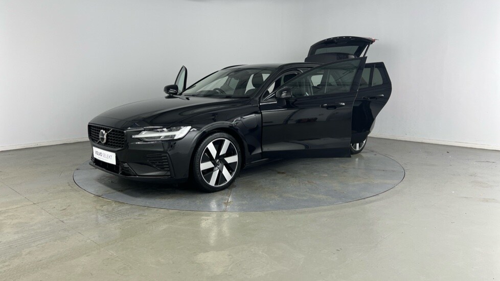 Used Volvo V60 2025 for sale - 76960021: Photo 15