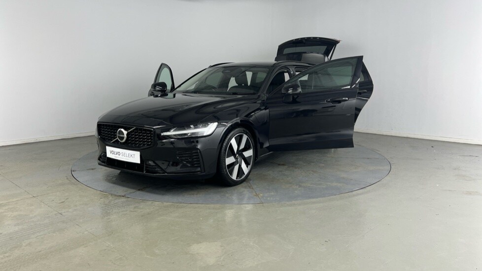 Used Volvo V60 2025 for sale - 76960021: Photo 16