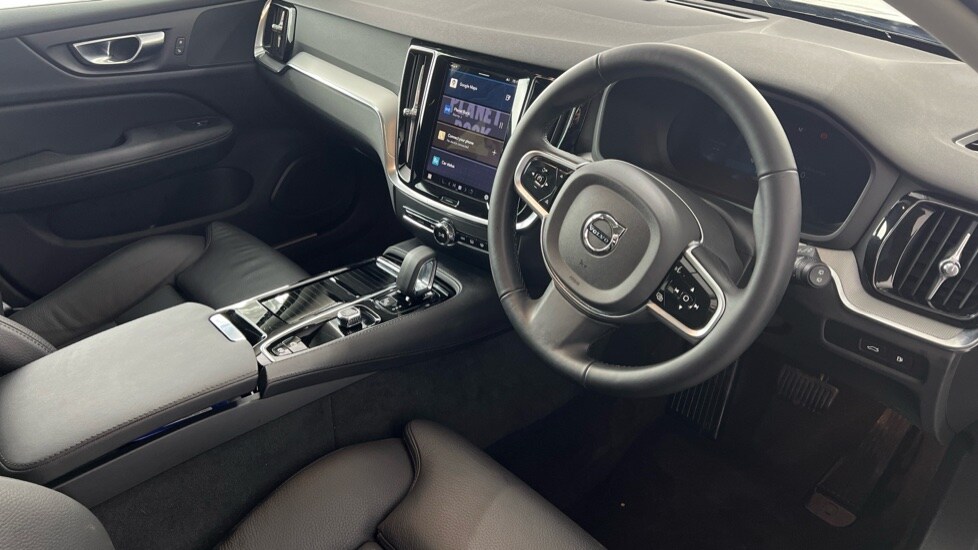 Used Volvo V60 2025 for sale - 76960021: Photo 4