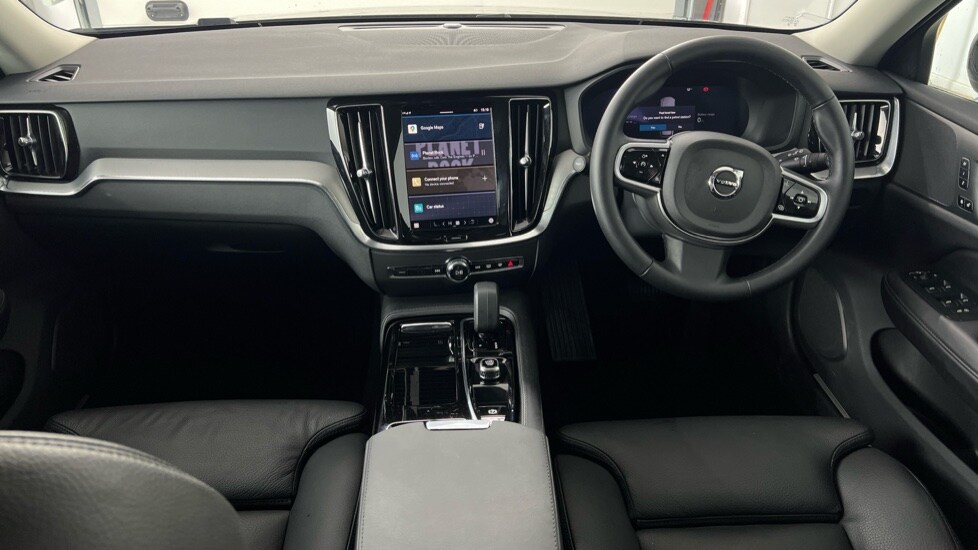 Used Volvo V60 2025 for sale - 76960021: Photo 5