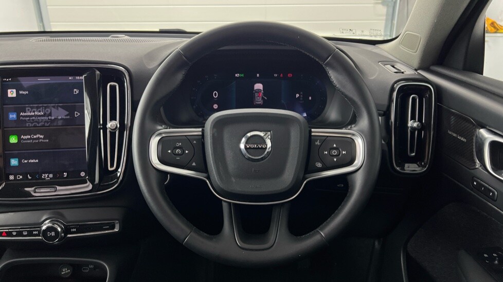 Used Volvo XC40 2025 for sale - 77556868: Photo 10