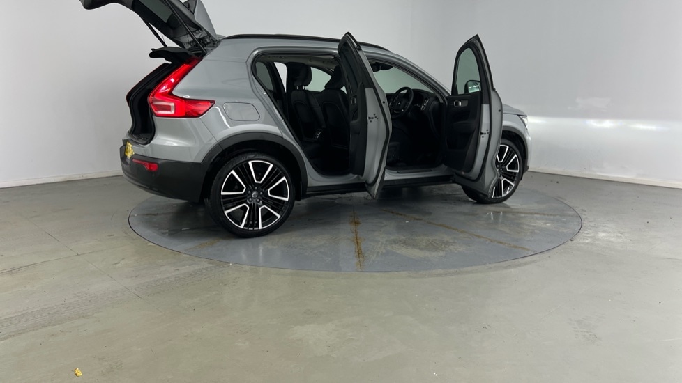 Used Volvo XC40 2025 for sale - 77556868: Photo 28