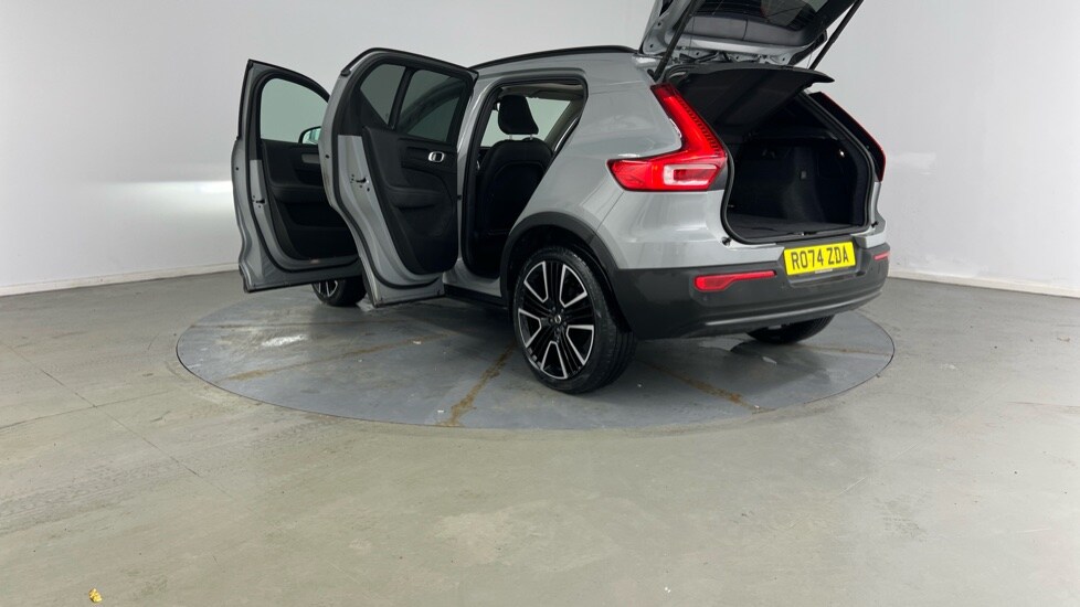 Used Volvo XC40 2025 for sale - 77556868: Photo 35