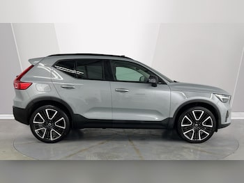 Used Volvo XC40 2025 for sale - 77556868: Photo