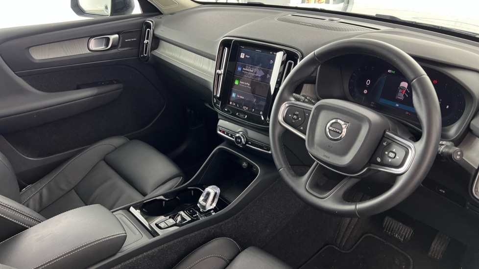 Used Volvo XC40 2025 for sale - 77556868: Photo 4