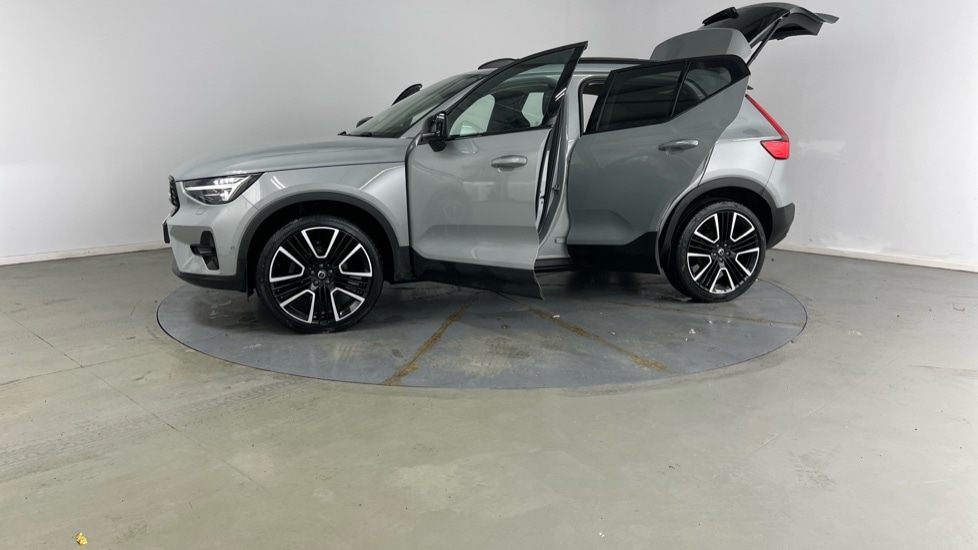 Used Volvo XC40 2025 for sale - 77556868: Photo 40