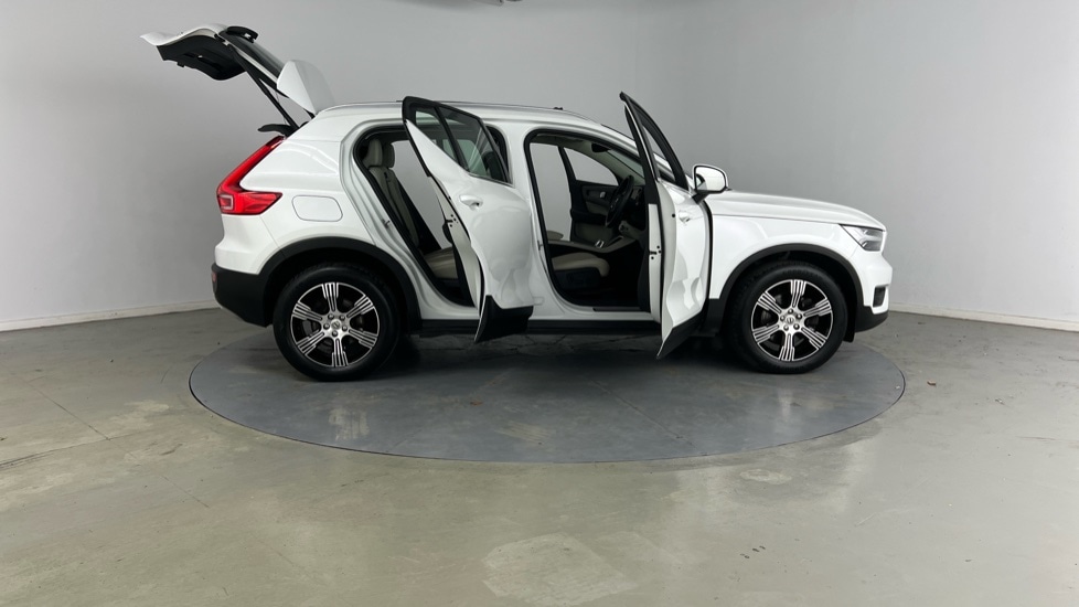 Used Volvo XC40 2021 for sale - 76100000: Photo 26