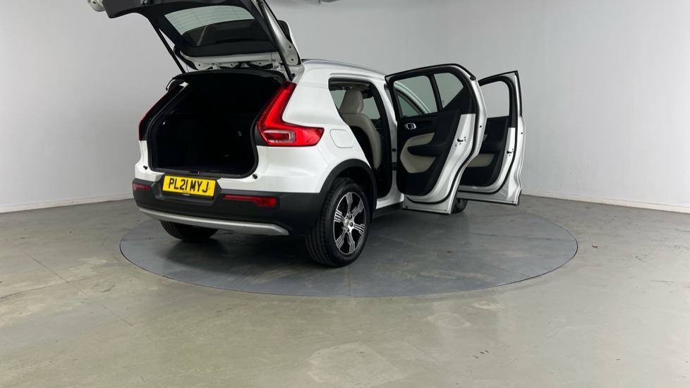 Used Volvo XC40 2021 for sale - 76100000: Photo 30
