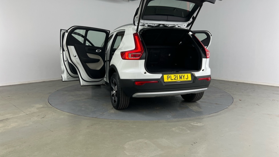 Used Volvo XC40 2021 for sale - 76100000: Photo 34